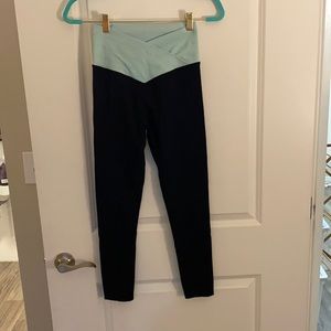 MuscleBox Black/Turquoise full length leggings